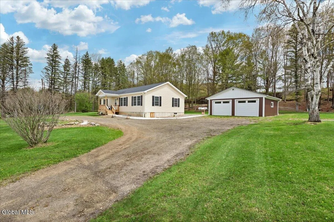 Photo of 2120 County Highway 31