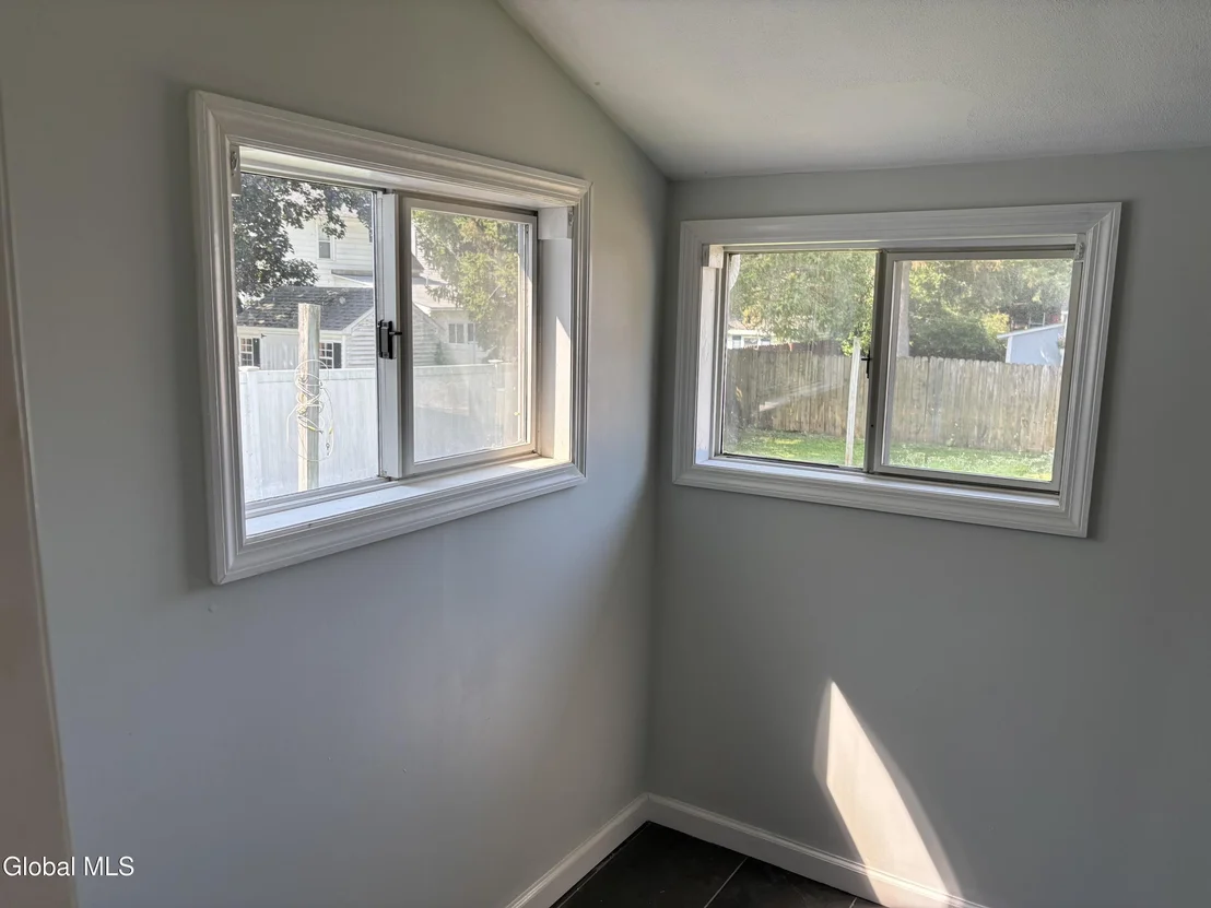 Photo of 1409 Fordham Avenue