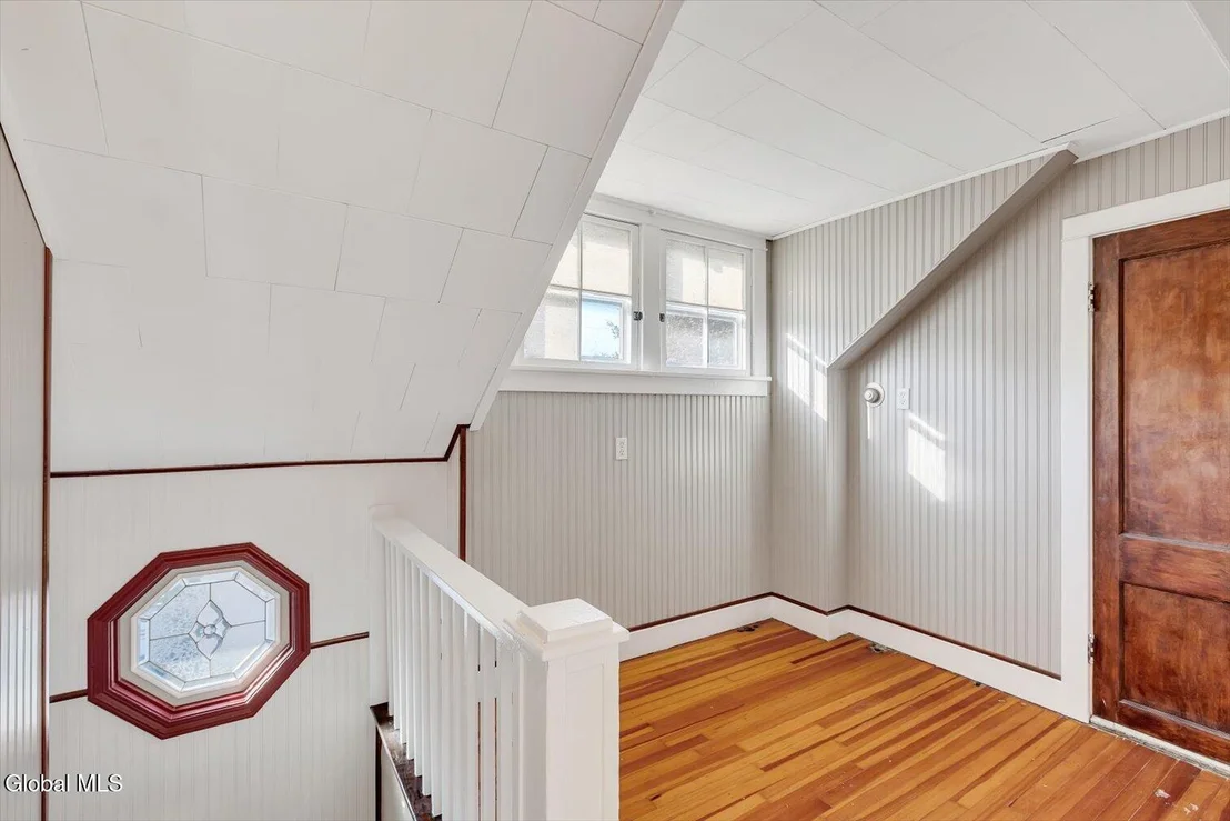 Photo of 2 Irving Place