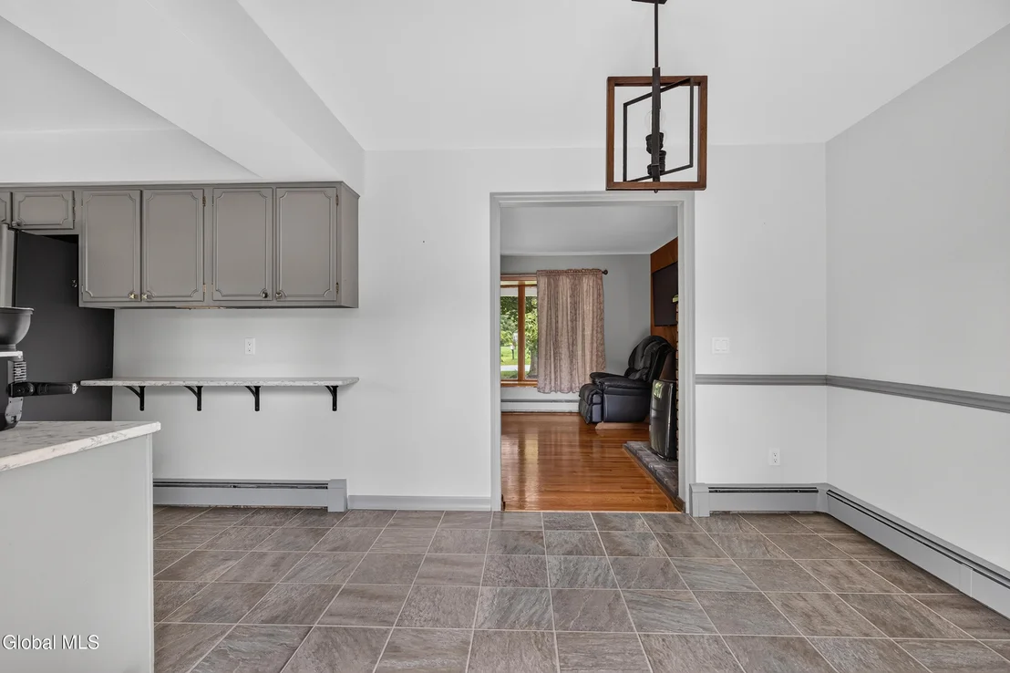 Photo of 137 Mammoth Spring Road