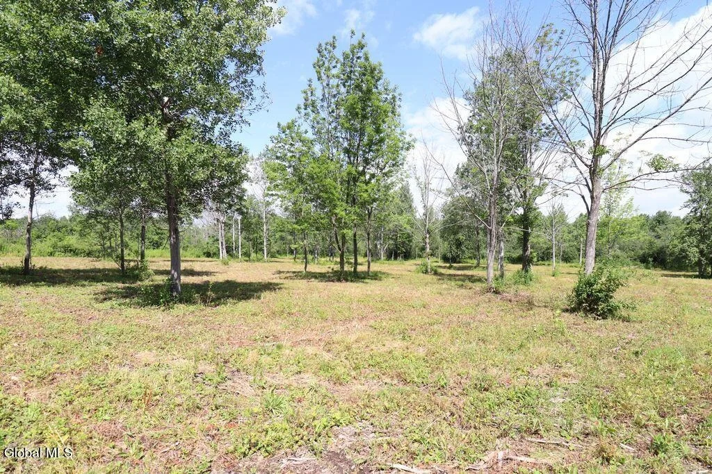Photo of 468 Middle Road