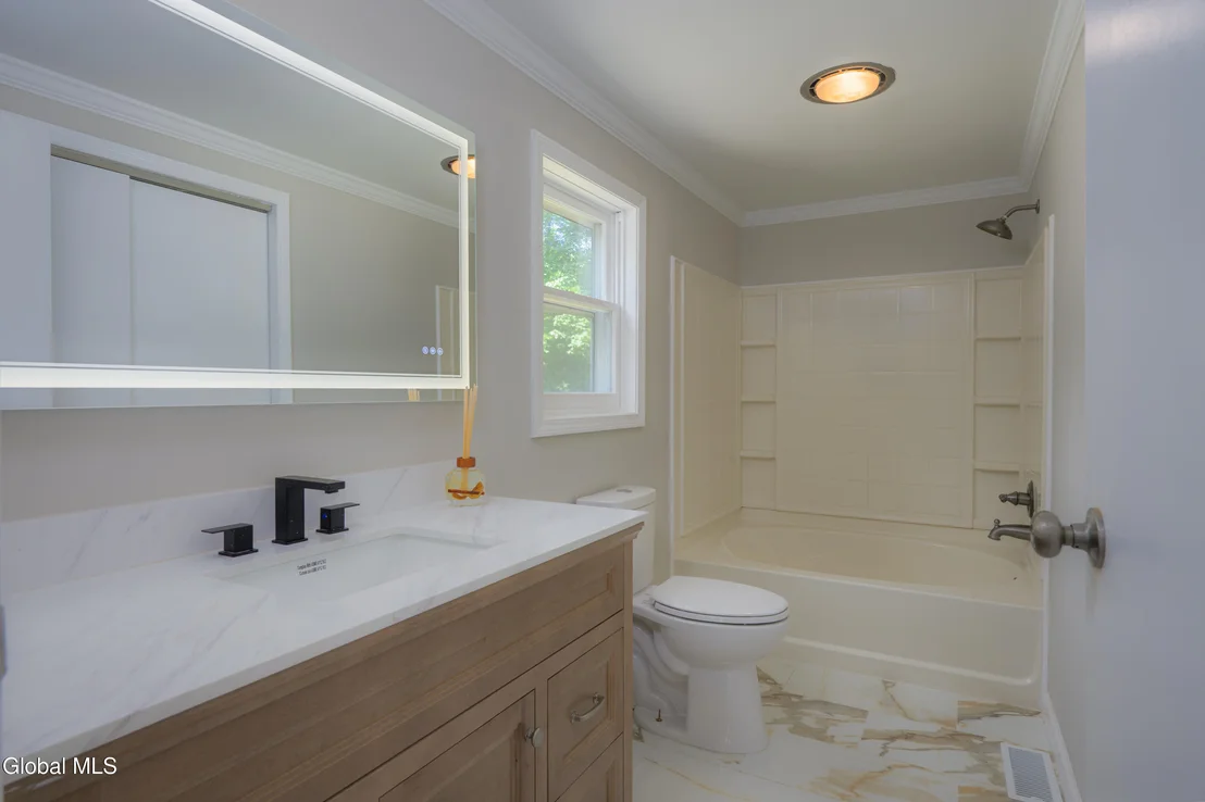 Photo of 140 Turner Road