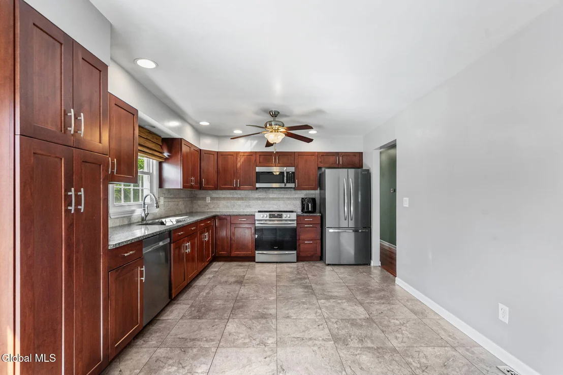 Photo of 19 Midway Drive
