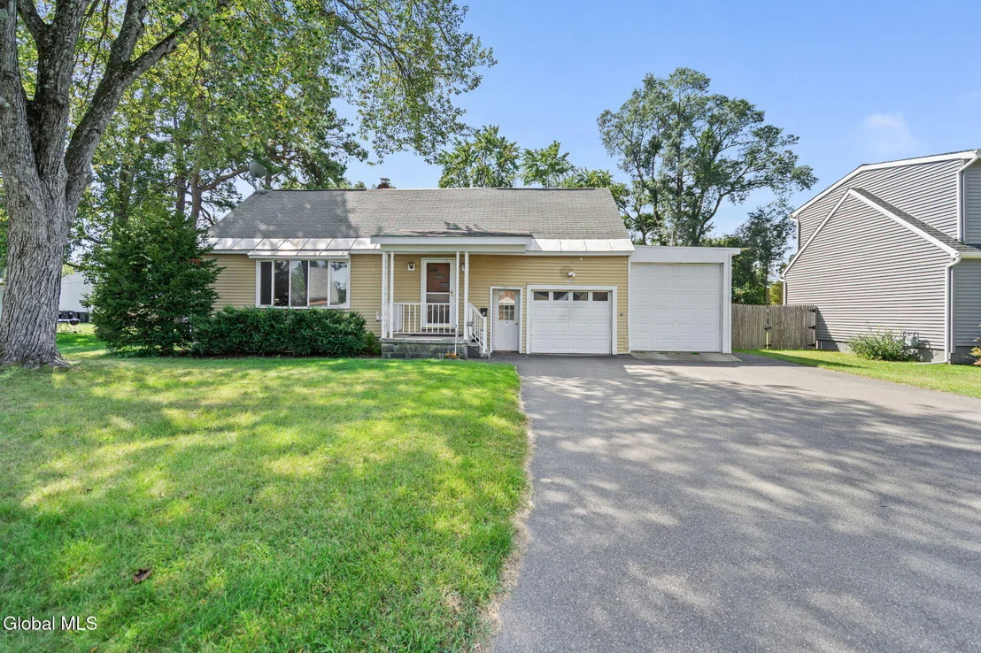 Photo of 1039 Bill Road