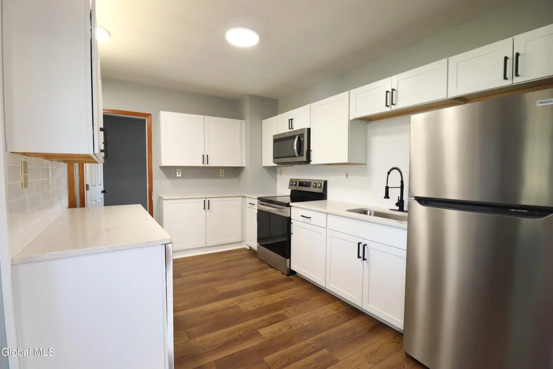 Photo of 319 Melrose Street