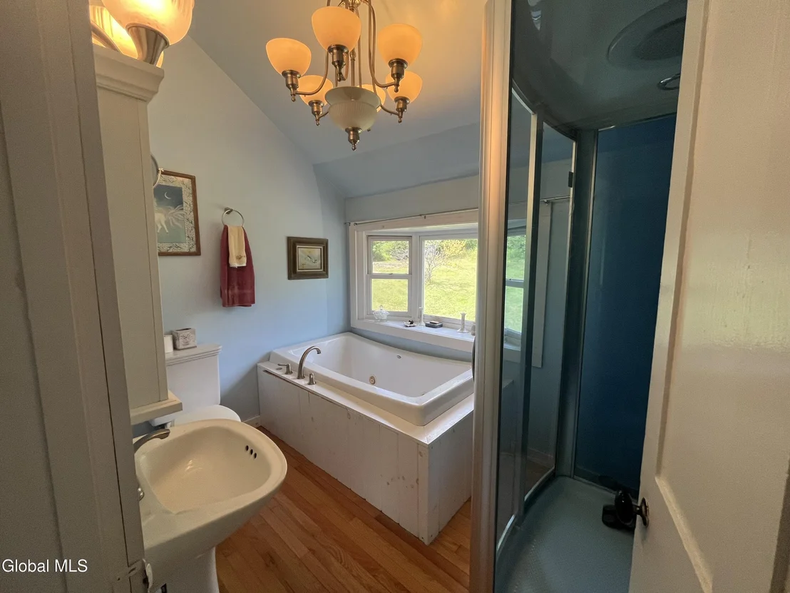 Photo of 675 Creek Road