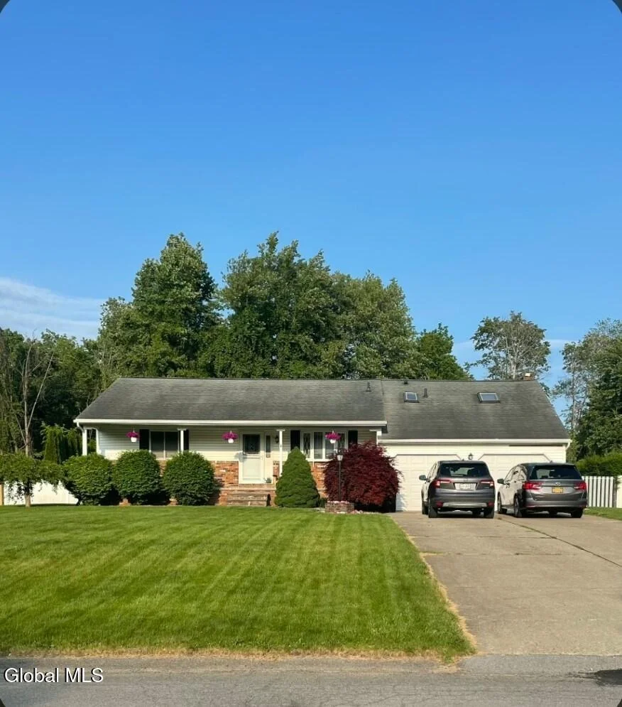 Photo of 1016 Gates Drive