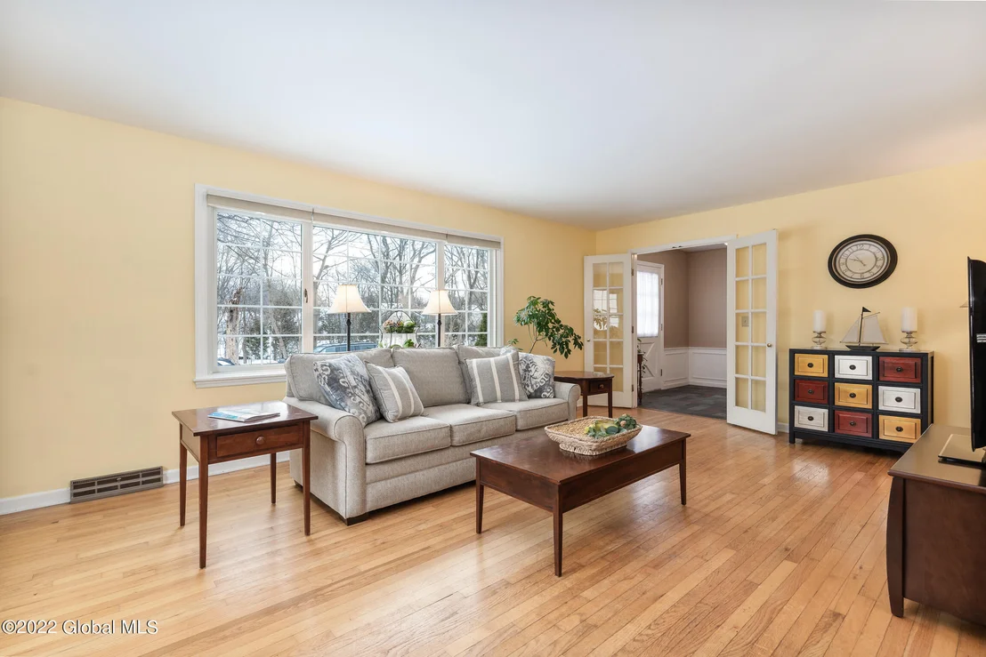 Photo of 2131 Morrow Avenue