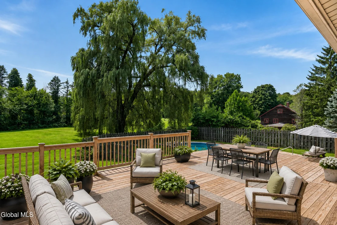 Photo of 137 Mammoth Spring Road