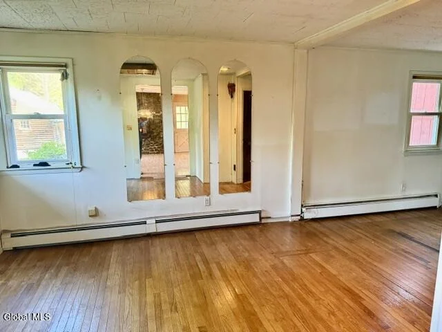 Photo of 28 Starcrest Drive