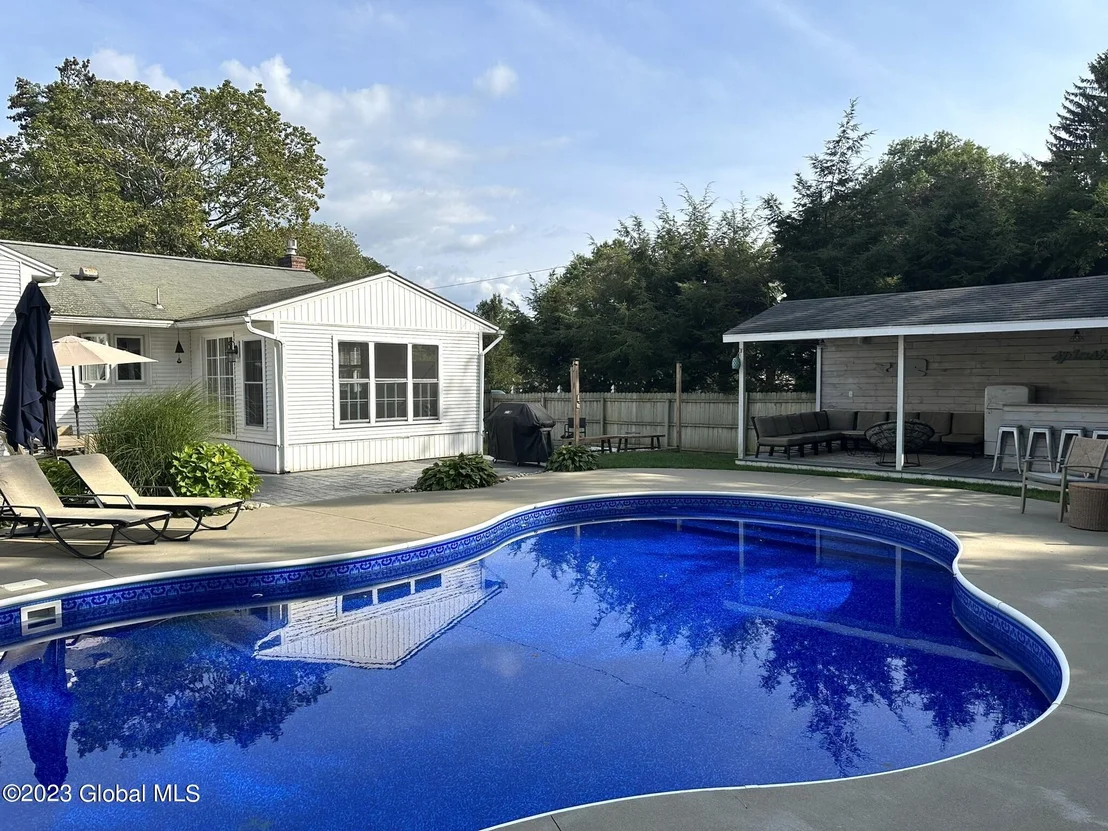 Photo of 5 Southern Drive