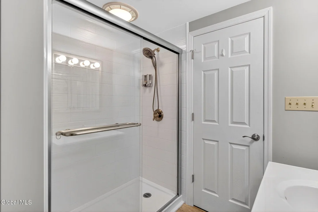Photo of 16 Leonard Drive