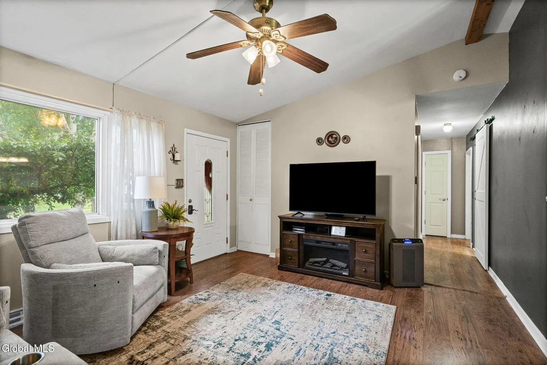 Photo of 2525 Consaul Road