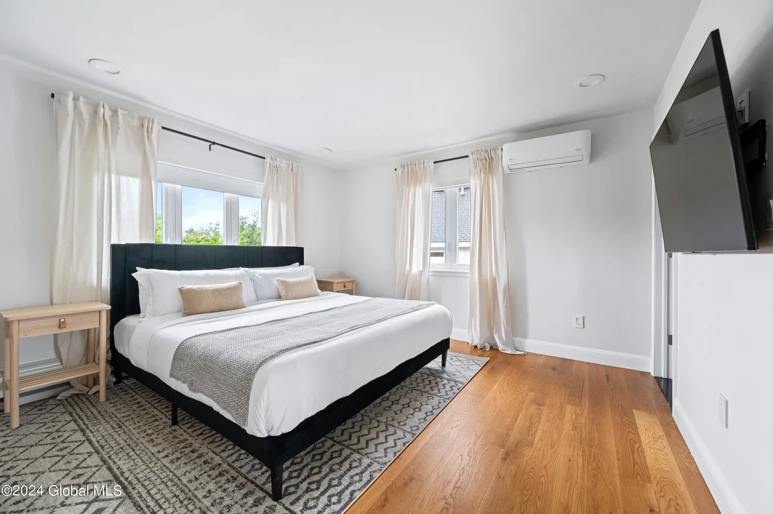 Photo of 5 Wawayanda Place