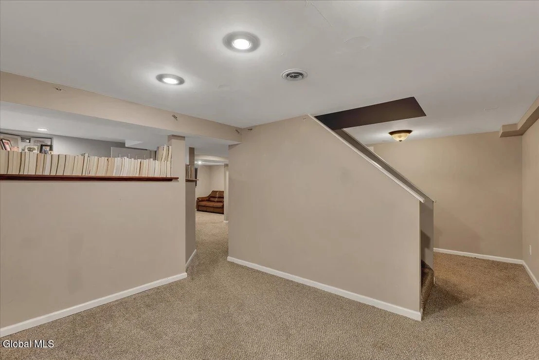Photo of 128 Horizon Boulevard