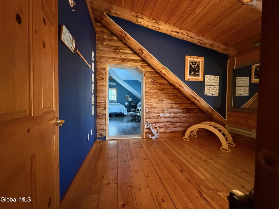 Photo of 75 Forest Way