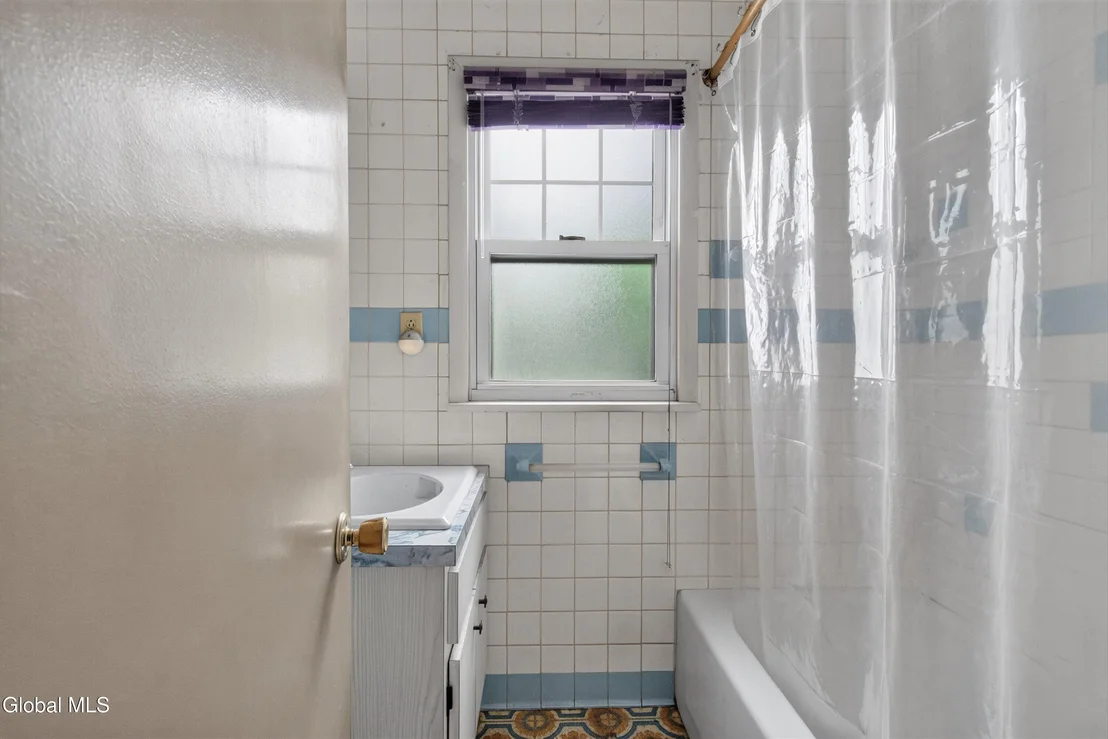 Photo of 59 4th Street