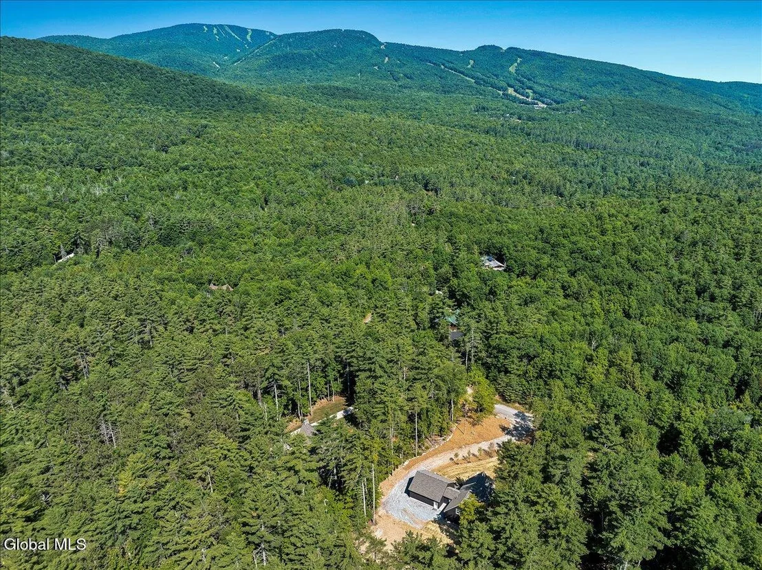 Photo of 106 Mountain Path