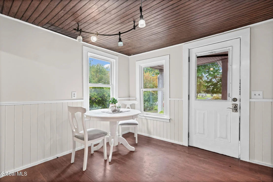 Photo of 43 Scott Avenue