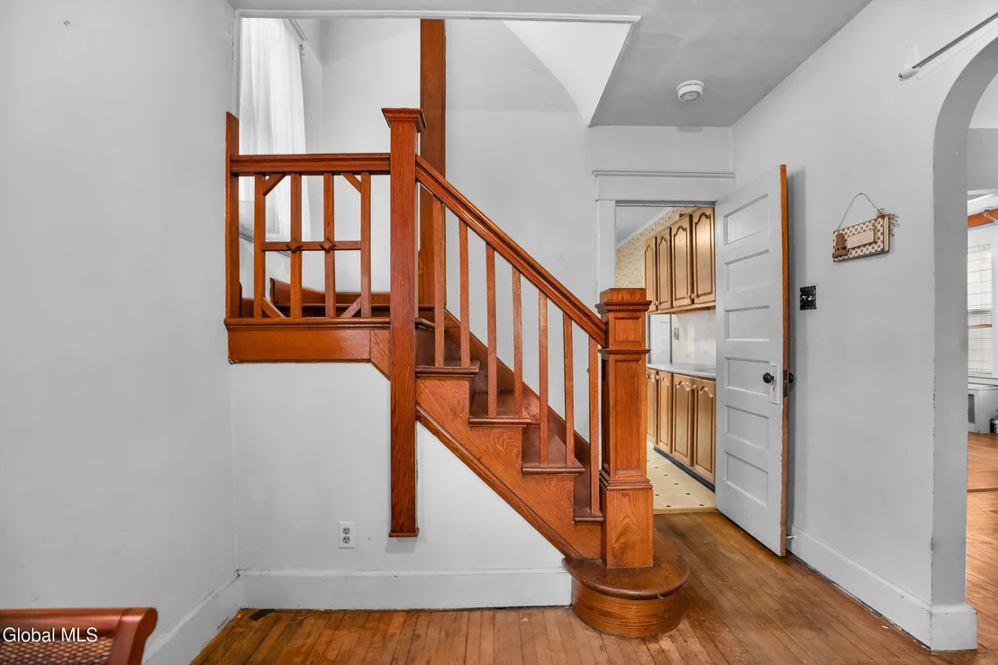 Photo of 1322 Alden Place