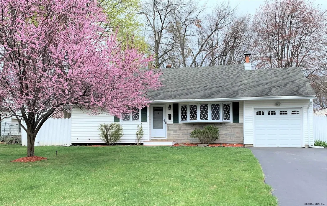 Photo of 4 JEAN Place