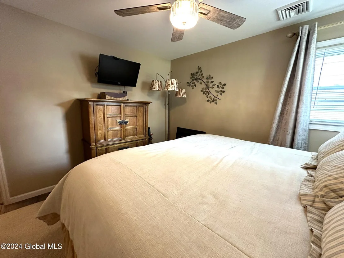 Photo of 309 Chiswell Road