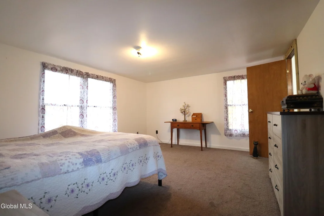 Photo of 48 Comstock Road