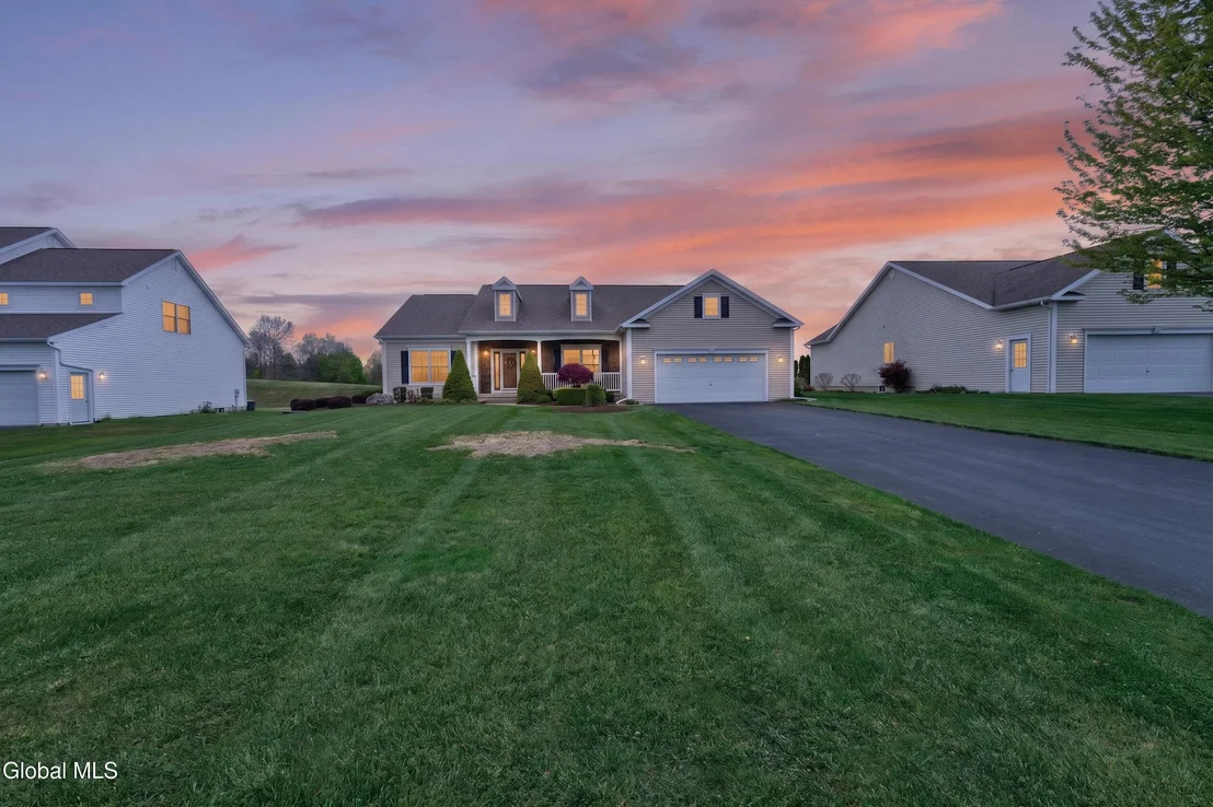 Photo of 8 Addison Way