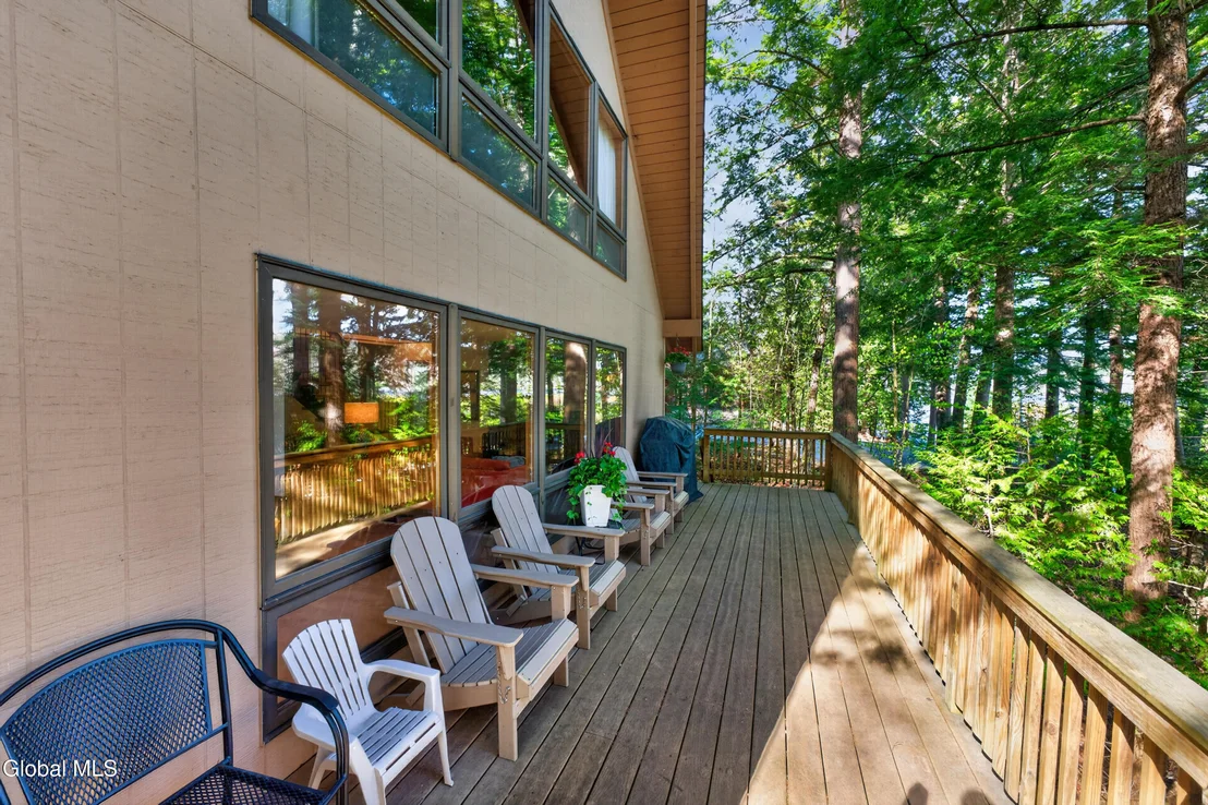Photo of 55 Lakeview Drive