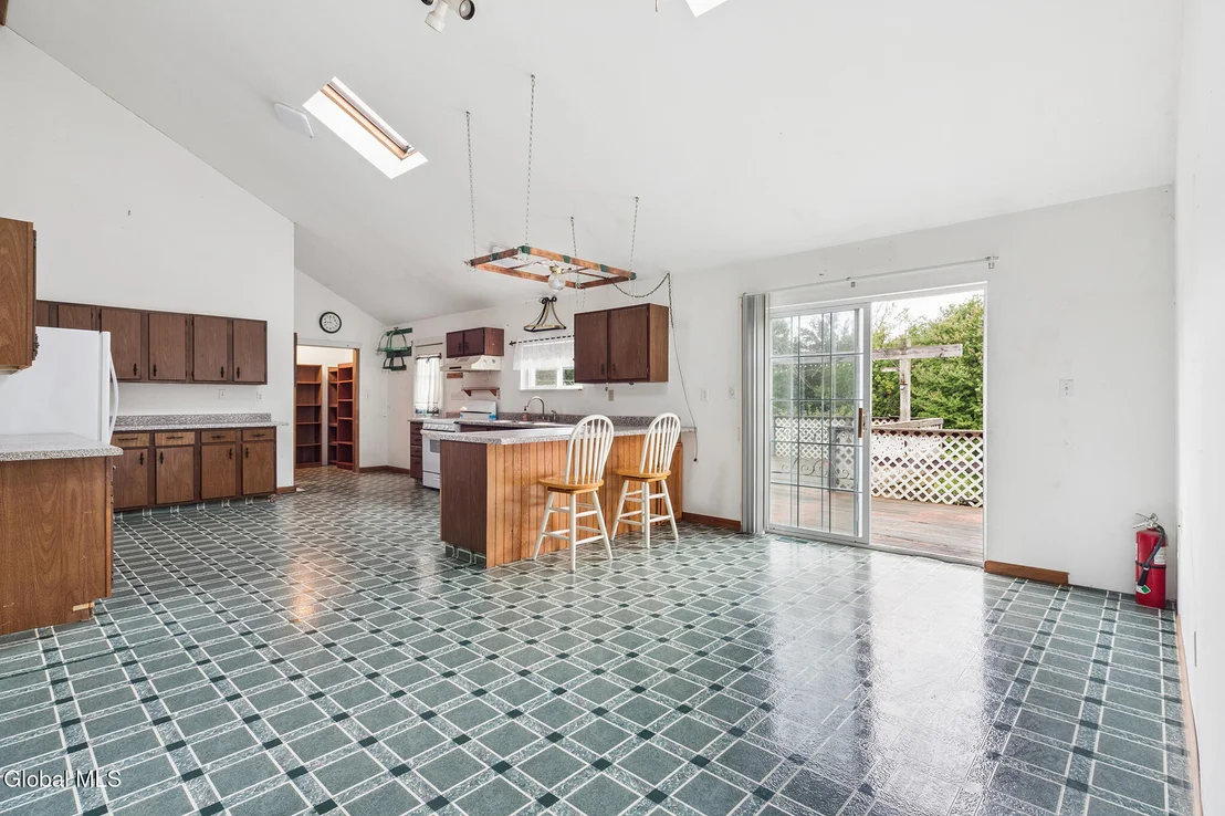 Photo of 355 Posson Hill Road