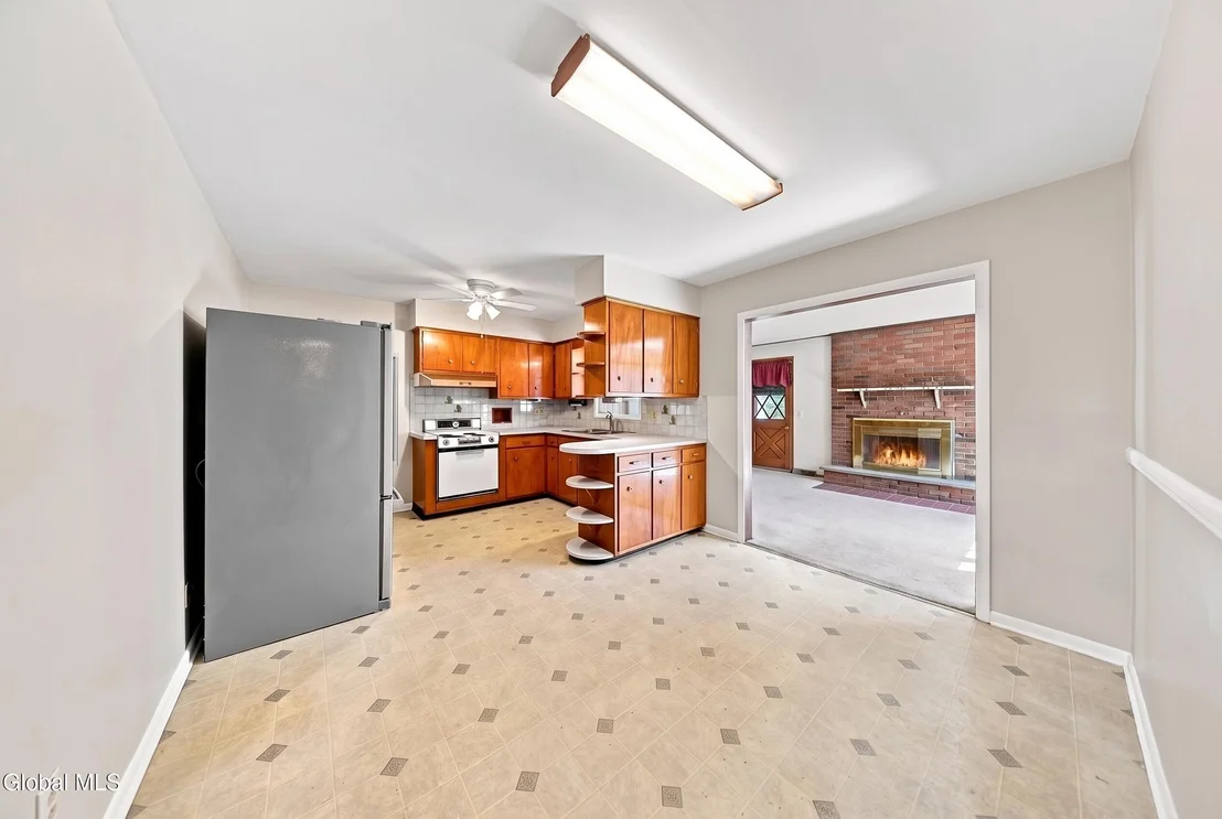 Photo of 4 Pettibone Drive
