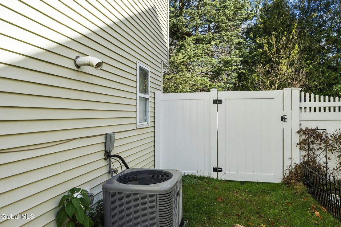 Photo of 13 Weathercrest Drive