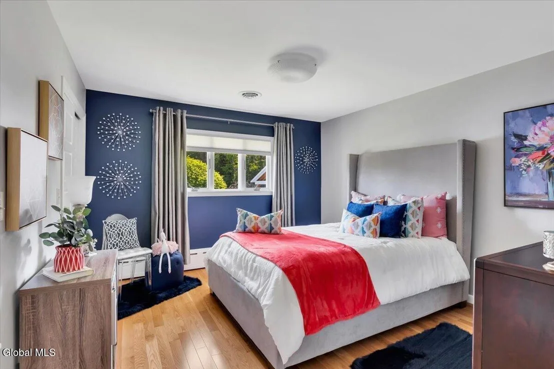 Photo of 75 Fort Amherst Road