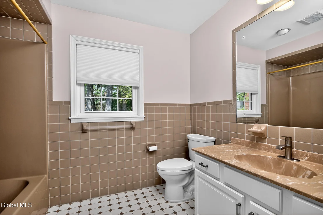 Photo of 655 Salvia Lane
