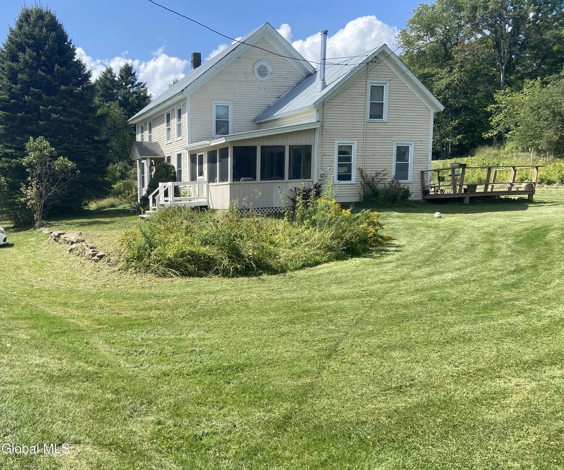 Photo of 675 Creek Road