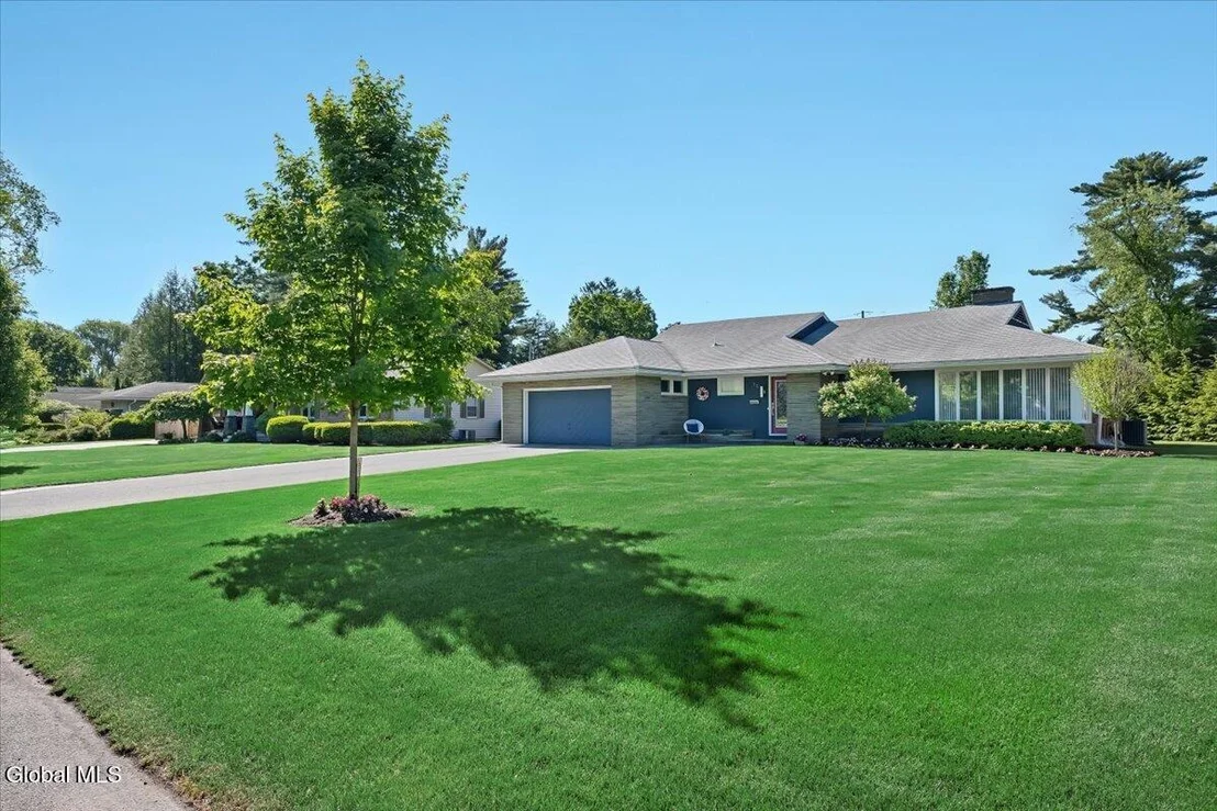 Photo of 75 Fort Amherst Road