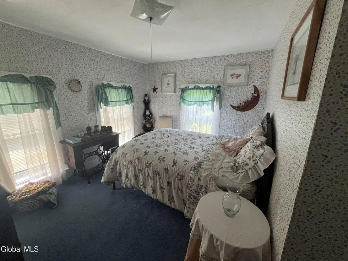 Photo of 675 Creek Road