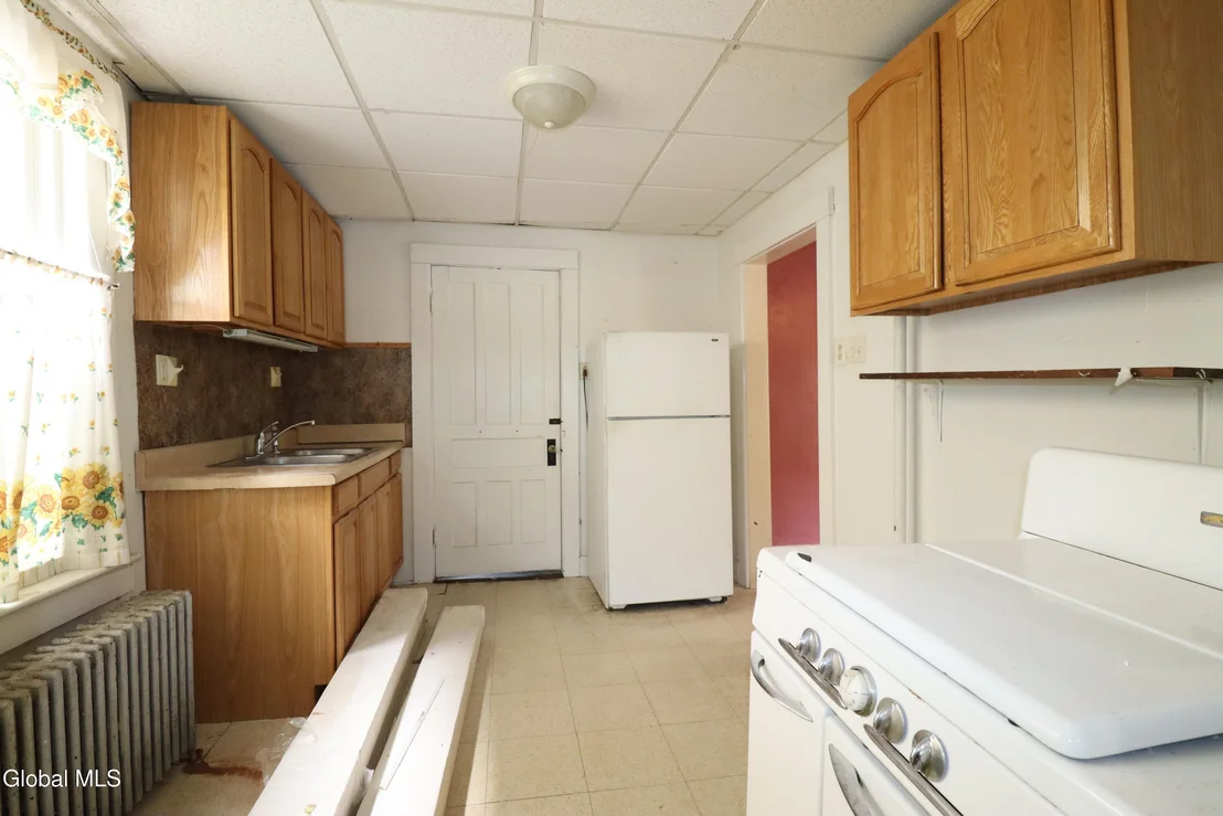 Photo of 10 Daggett Terrace