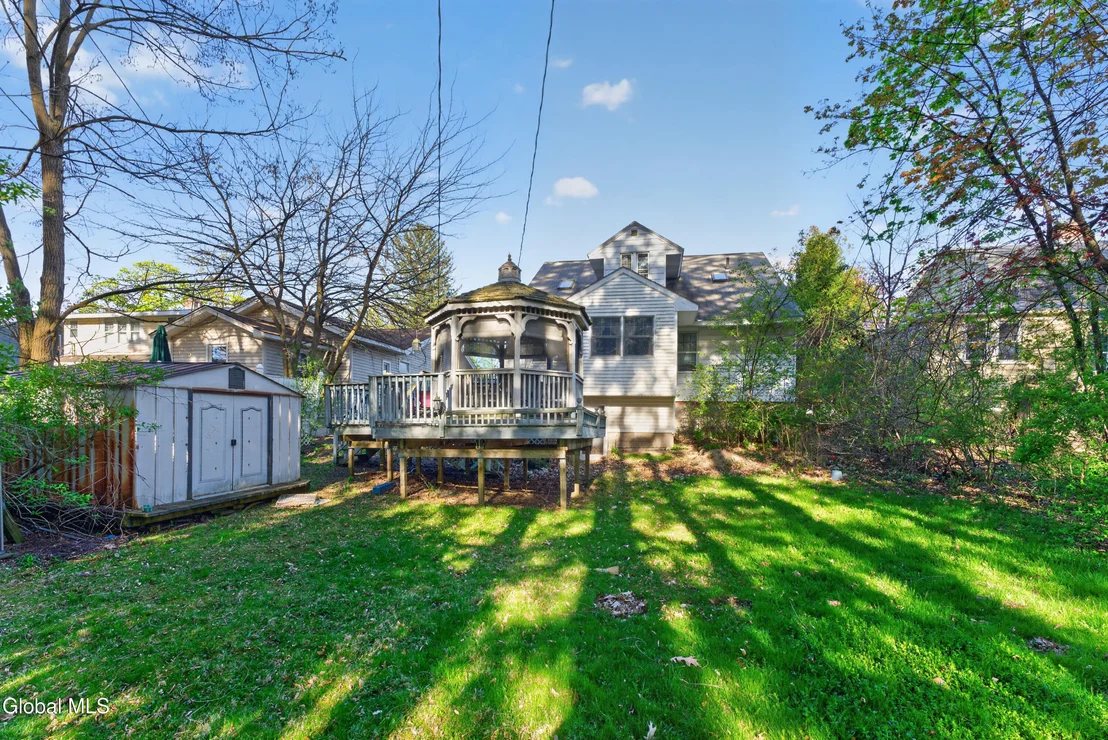 Photo of 1450 Baker Avenue