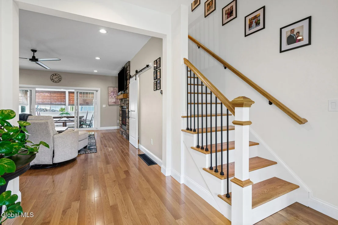 Photo of 1 Londonderry Way