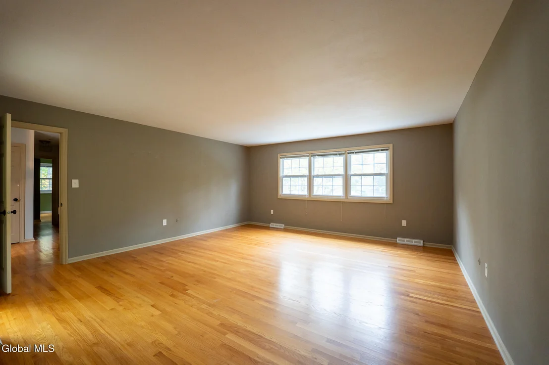 Photo of 51 Bender Lane
