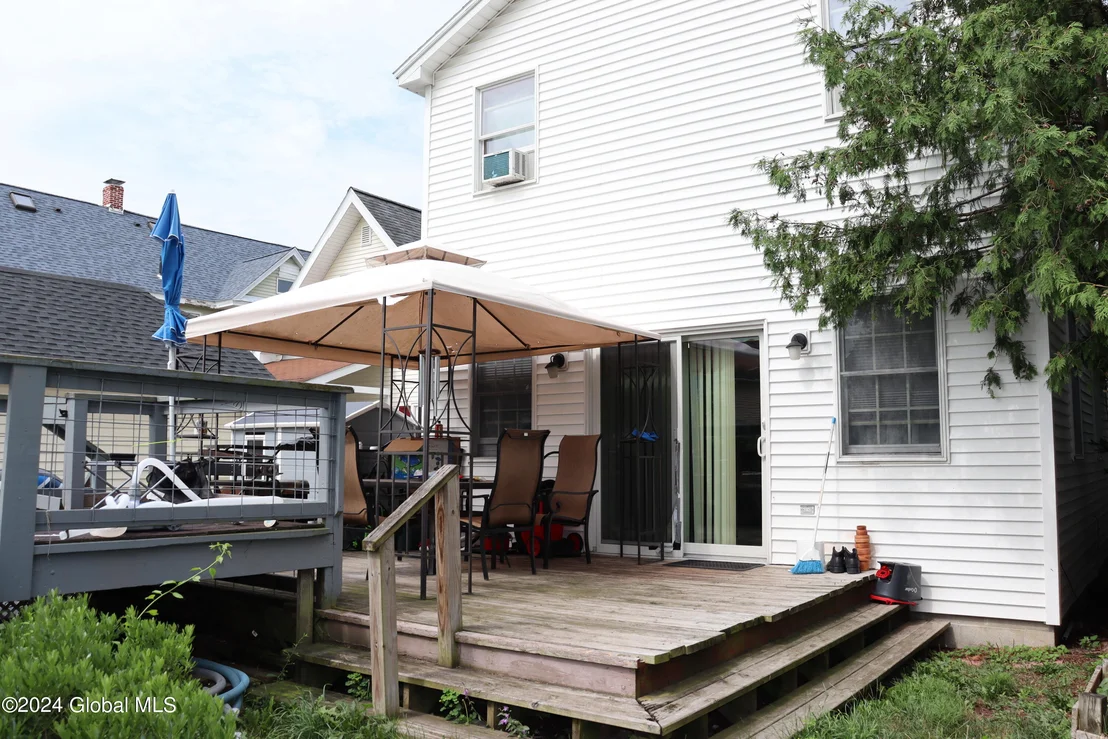 Photo of 417 Eleanor Street