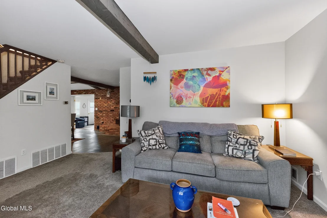 Photo of 341 Princetown Road