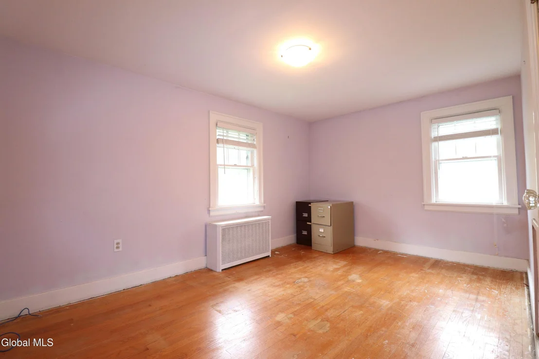 Photo of 2132 Niskayuna Drive