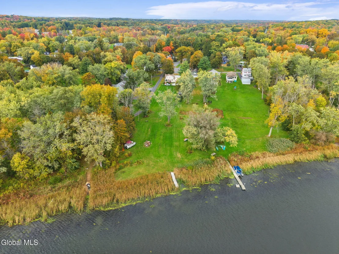 Photo of 246 Riverside Place