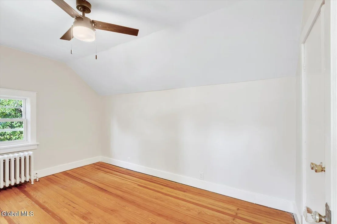 Photo of 2 Irving Place