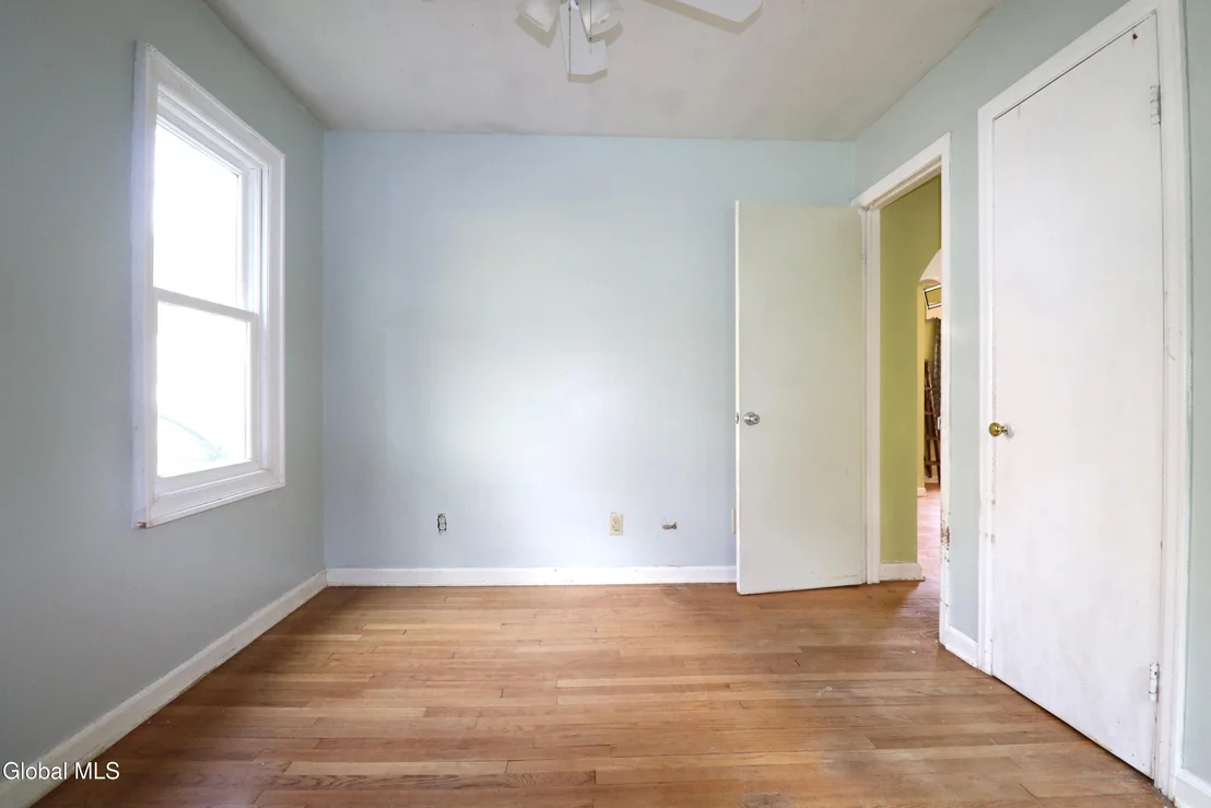 Photo of 2116 Neil Street