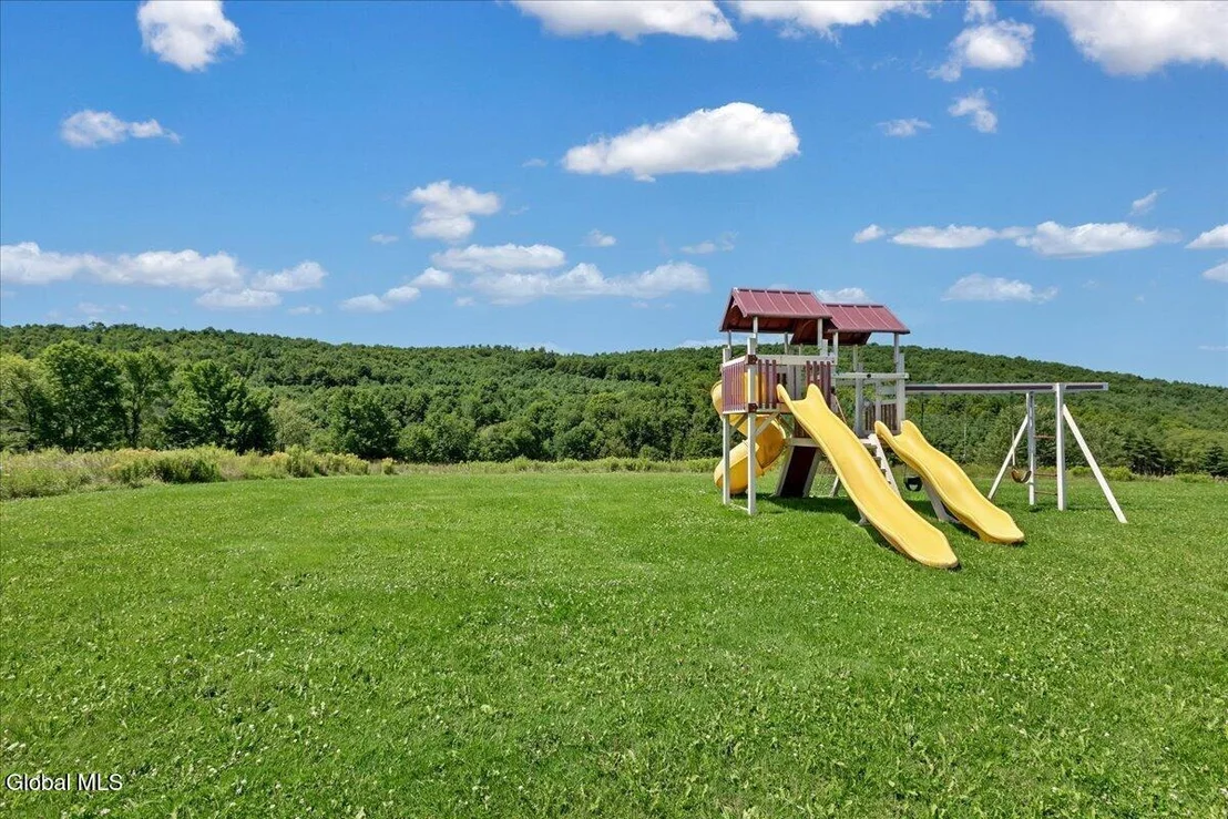 Photo of 3146 State Highway 23