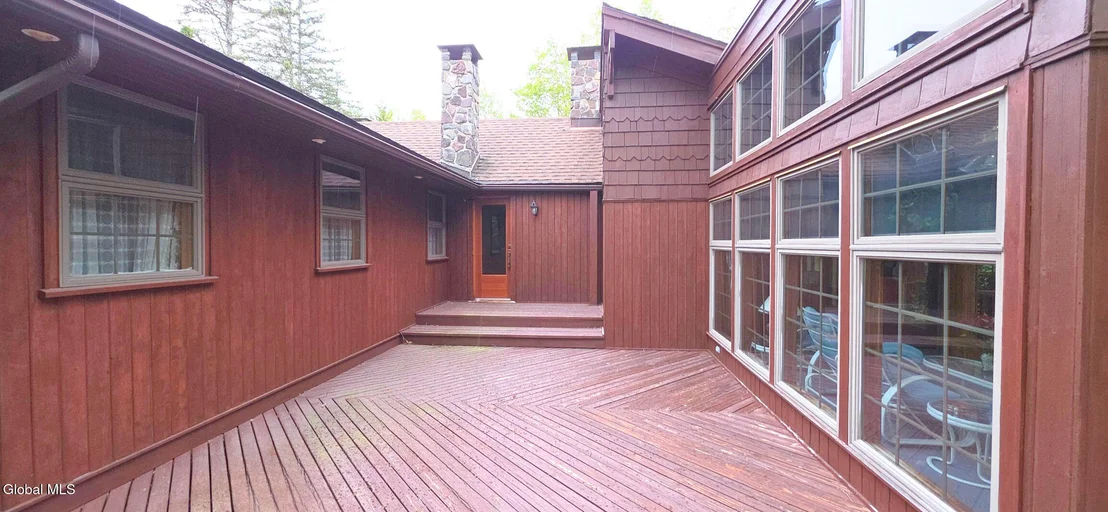 Photo of 184 Cloos Road