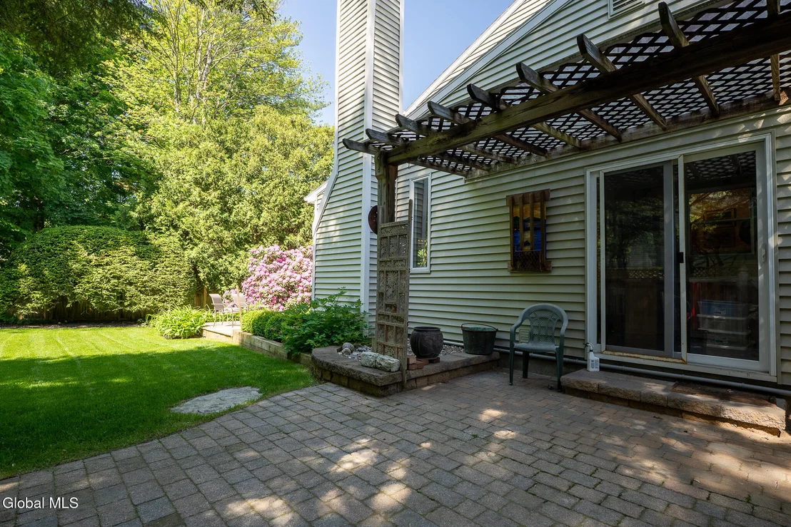 Photo of 103 Union Avenue